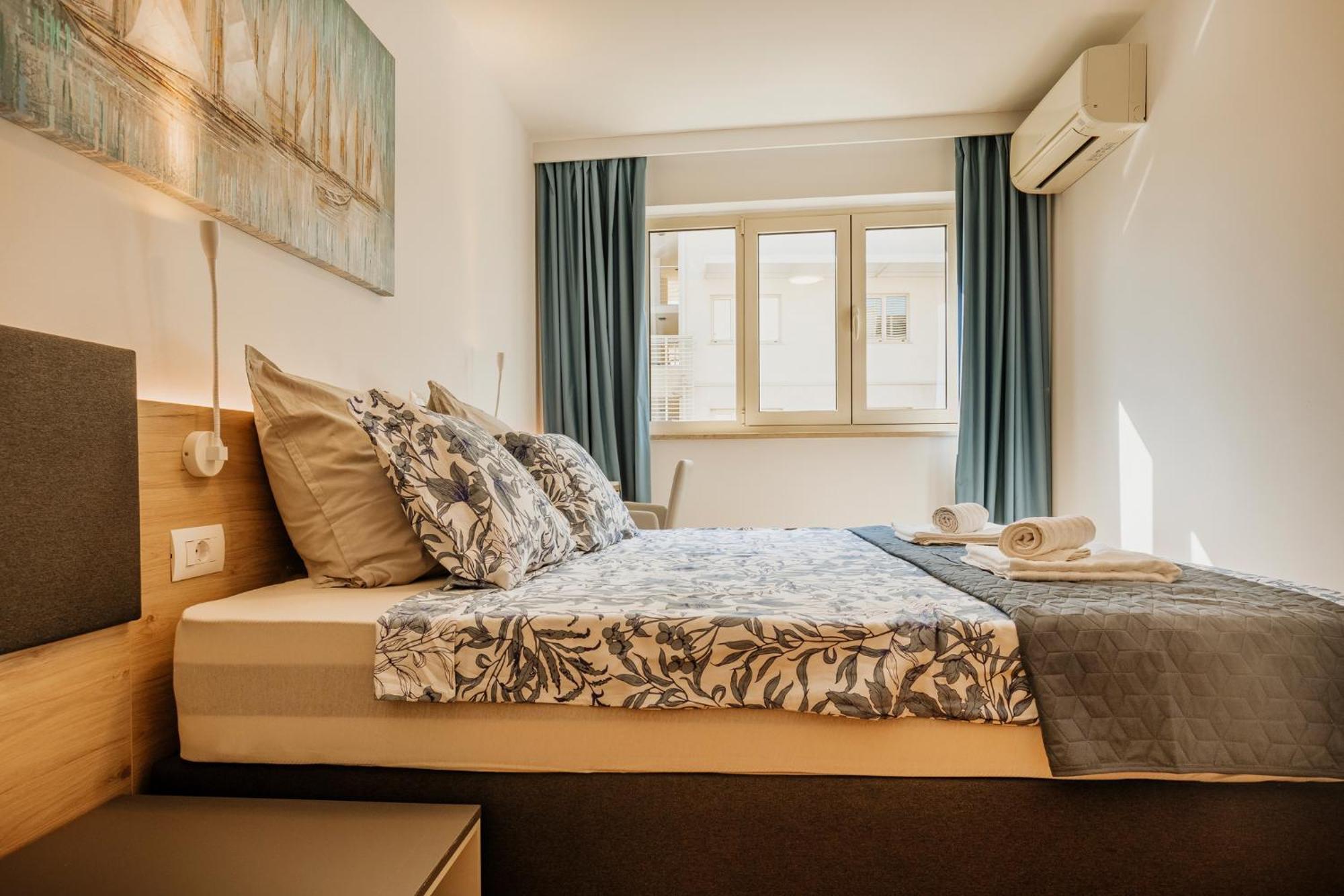 Supreme Apartment Bliss Umag Luaran gambar