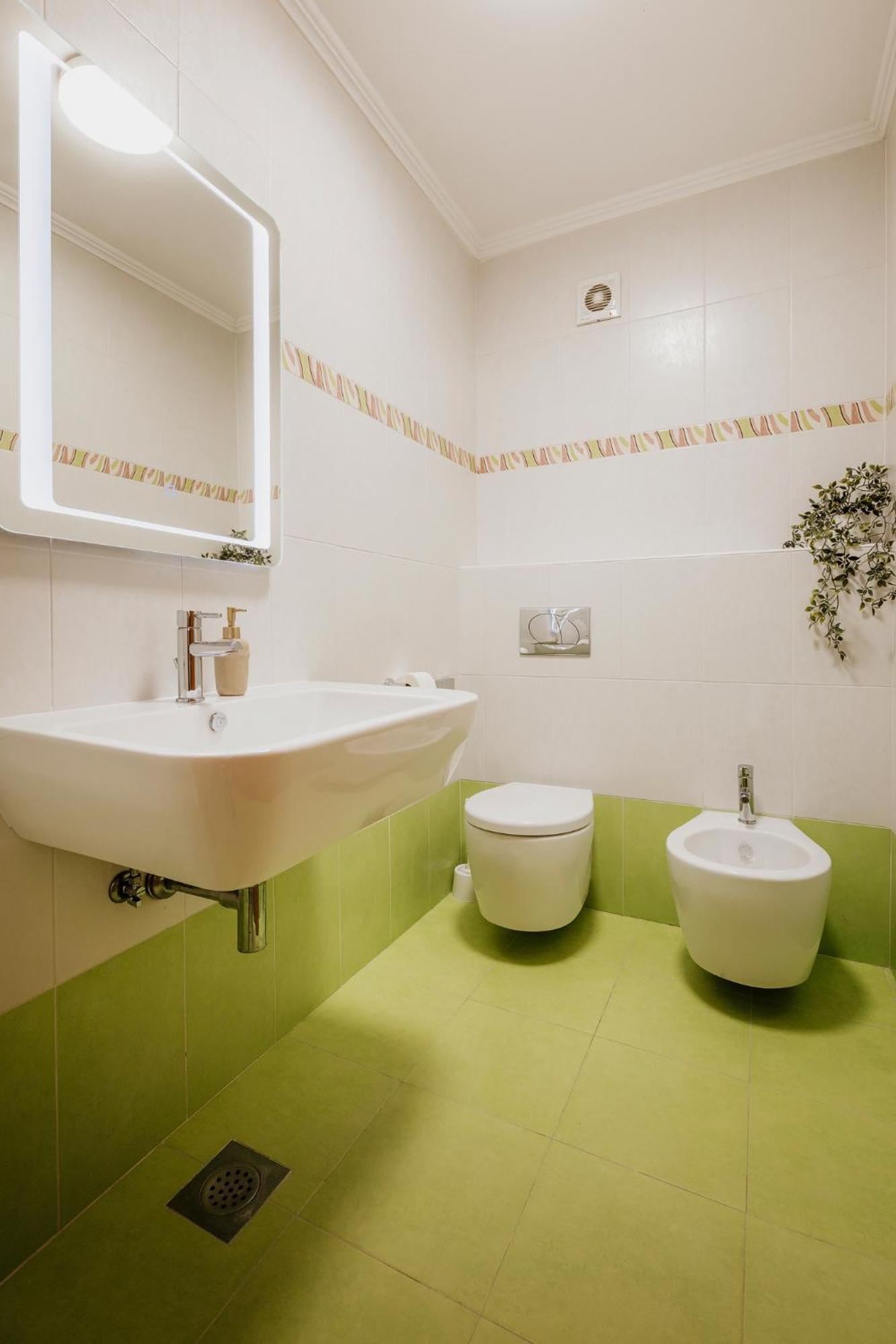 Supreme Apartment Bliss Umag Luaran gambar